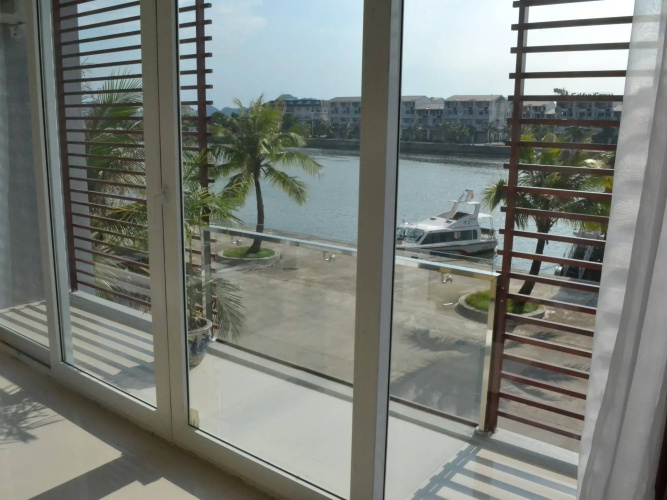 Seaside Tuan Chau Hotel
