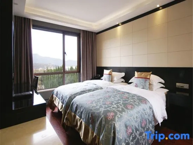 2 Bedrooms Suite