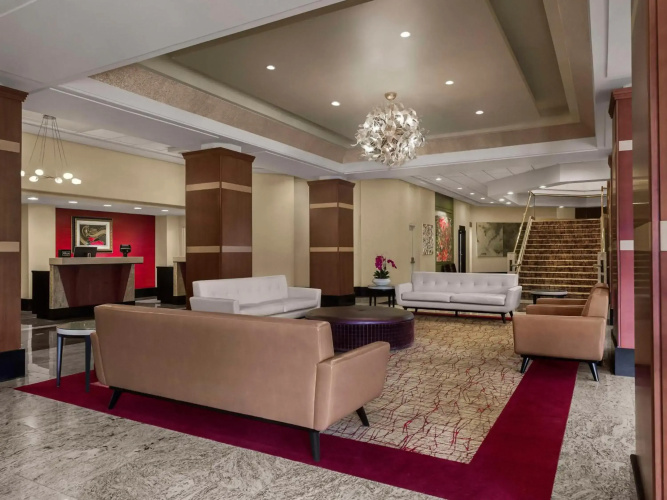 DoubleTree by Hilton Fort Lee - George Washington Bridge