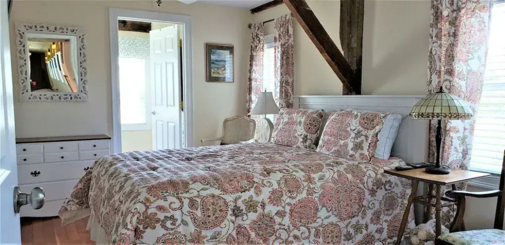 The Elmere House Bed & Breakfast