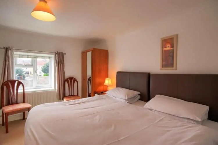 Economy Twin room