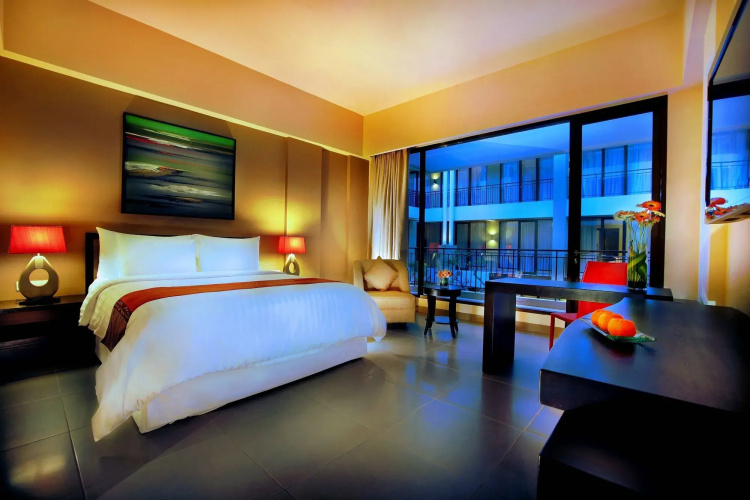 100 Sunset Hotel Managed by Eagle Eyes