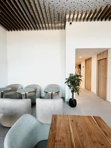 HQ Arena Hotel