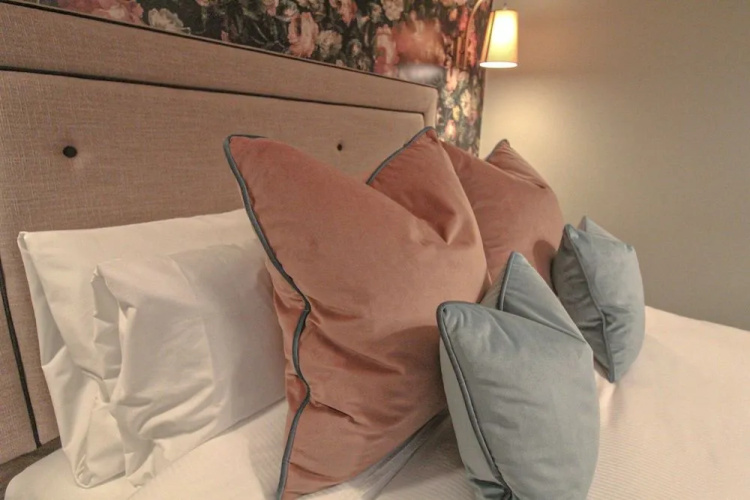 Pooley Bridge Inn