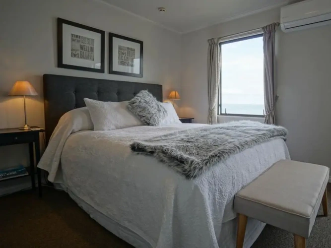Standard Twin room with garden view
