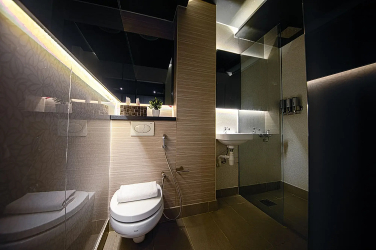 CUBE Boutique Capsule Hotel @ Chinatown
