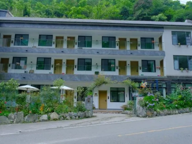 Dayi District Snail Soup Home Stay