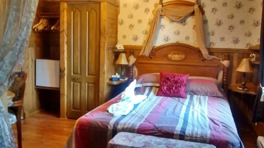 2 Bedrooms Standard Triple room with balcony and with river view