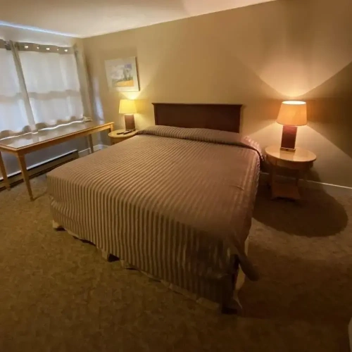 Standard Quadruple room with view