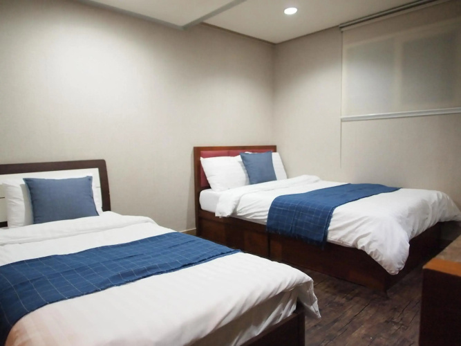 Hostel J Stay