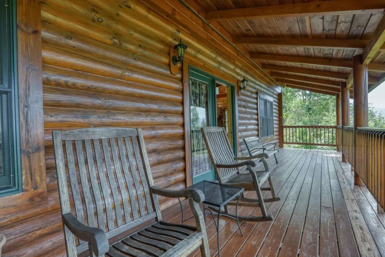 Mountain View - 2 Bedrooms, 2 Baths, Sleeps 6 Cabin by RedAwning