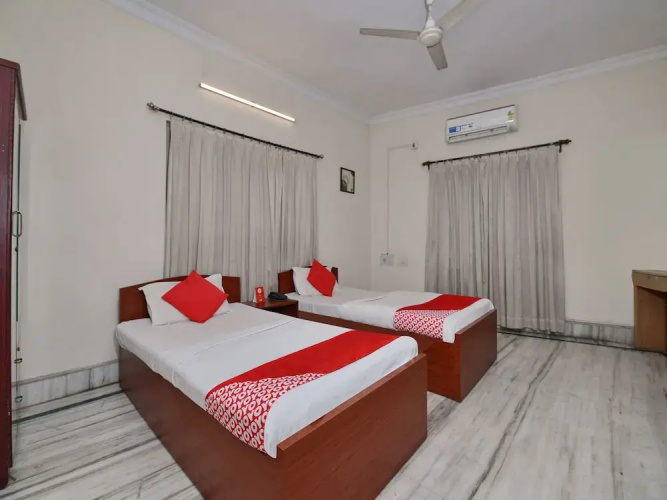 OYO 2864 Guest Accomodation