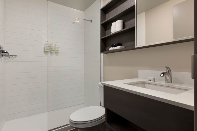 Microtel Inn And Suites By Wyndham Boisbriand photo 11