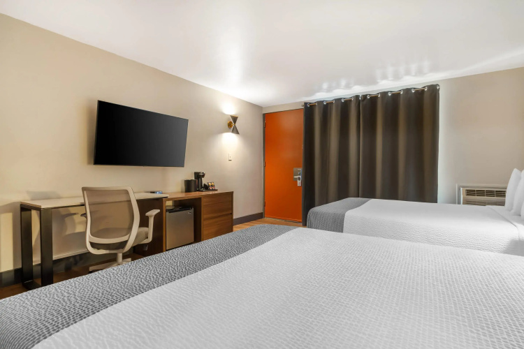 La Luna Inn, an Ascend Collection Hotel
