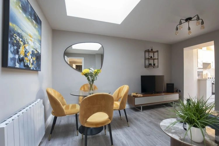 Standard Quadruple Apartment