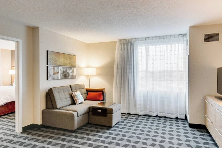 1 Bedroom Suite