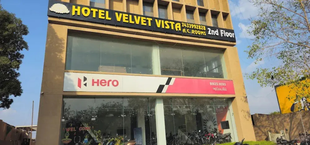 Hotel Velvet Vista - Sanand