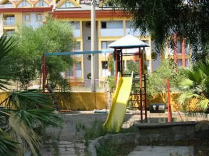 Club Aladdin Apartments