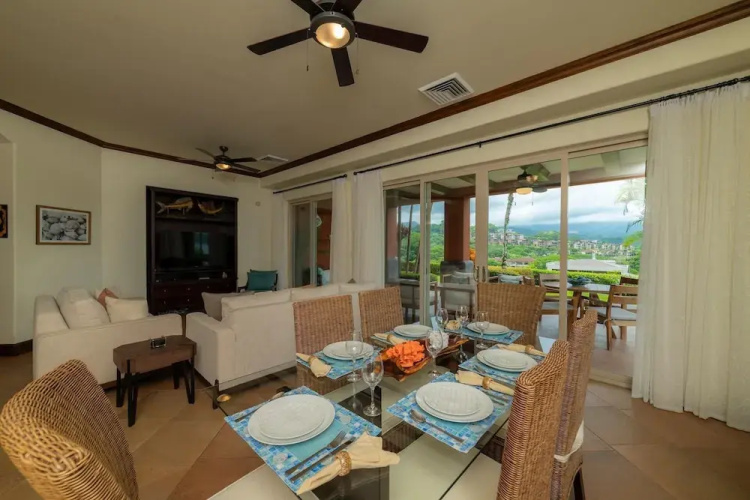 Montebello 2E 3bdrm 3bath Ocean View