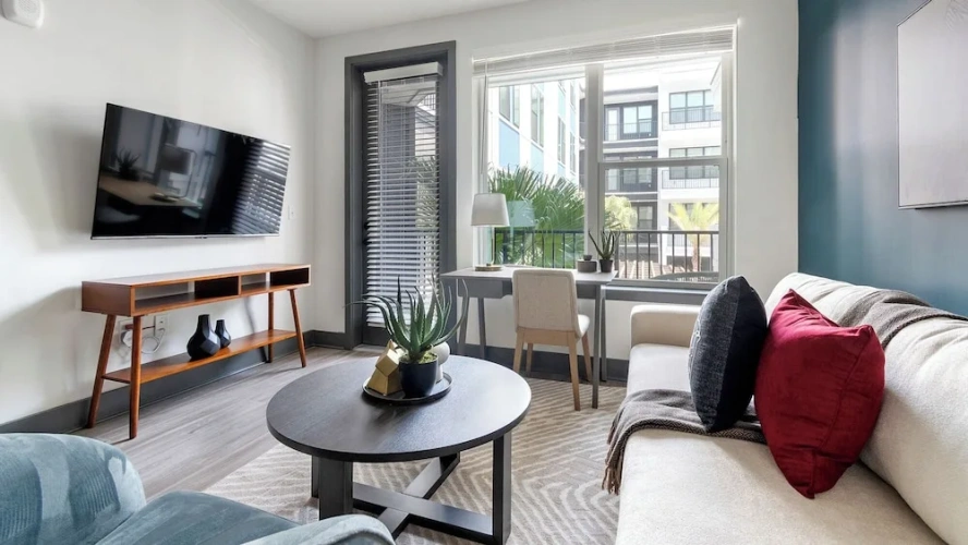 1 Bedroom Apartment