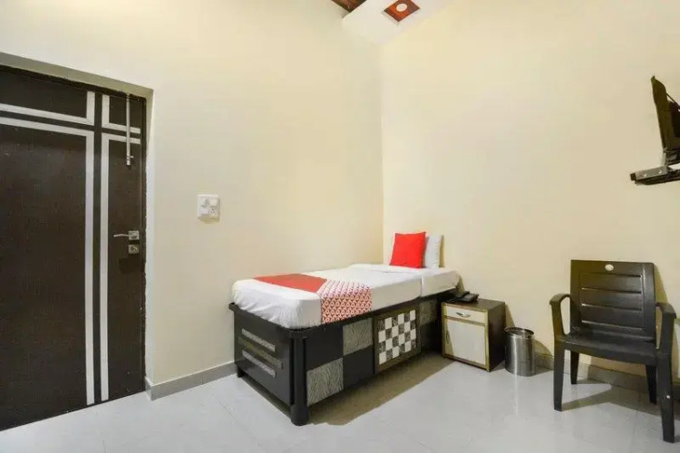 Hotel Down Town by OYO Rooms