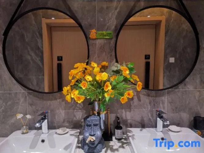 City Story Hotel