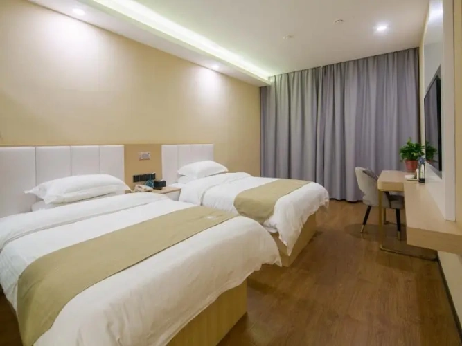 Standard Double room with view