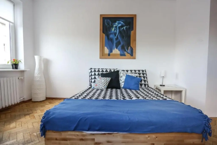 3 Bedrooms Apartment