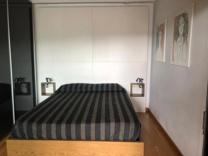 Ático de diseño con terraza en el centro de Olot