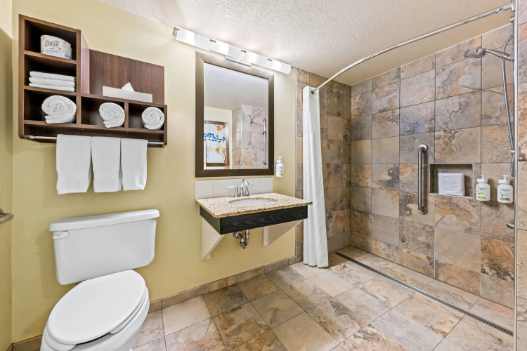 Wingate by Wyndham Calgary South photo 10
