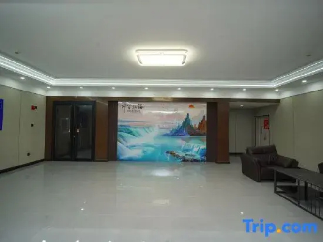 Light Hotel