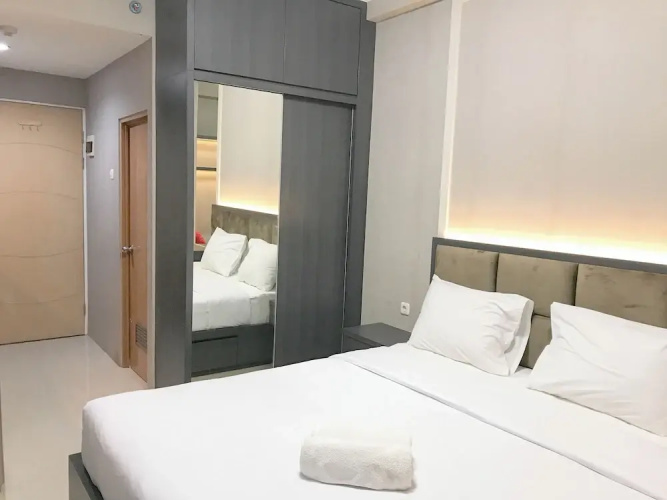 Minimalist And Cozy Studio Bale Hinggil Apartment