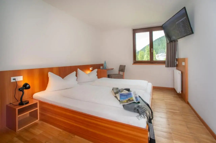 Bed & Breakfast Hostel Nives
