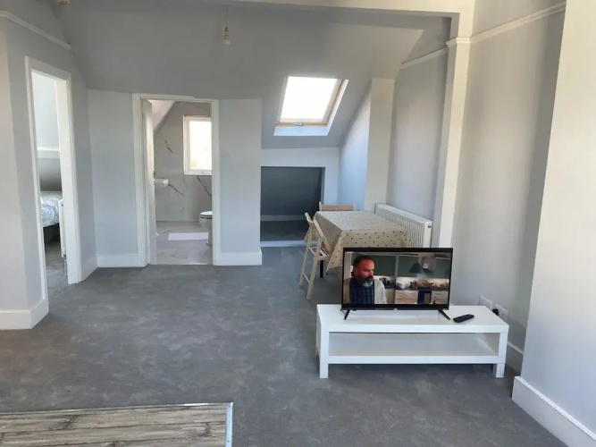 The Croydon Penthouse