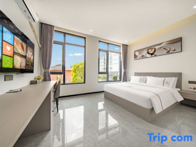 Deluxe Single room