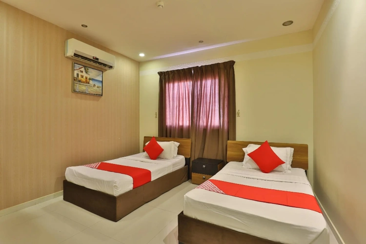 2 Bedrooms Apartment