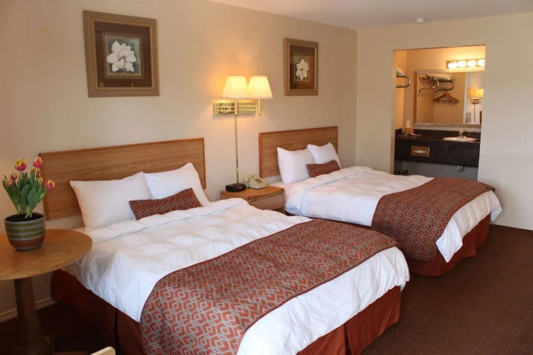 The Regency Inn