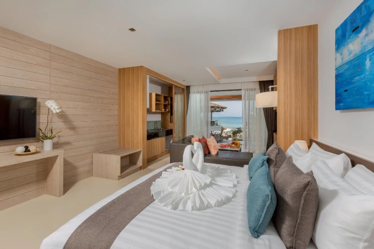Luxury Suite beachfront