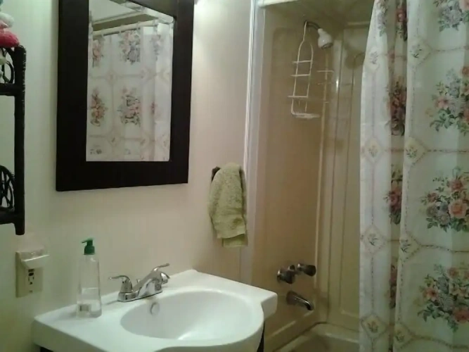 3 Bedrooms Cottage