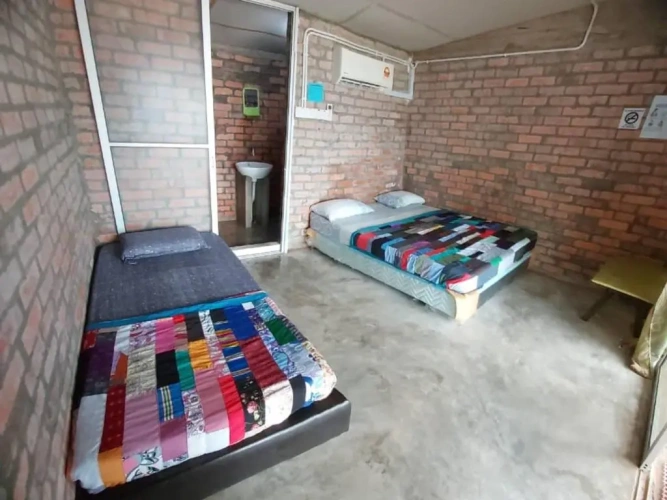 Standard Triple room