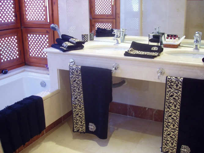 Menara Beach Penthouse Apartment