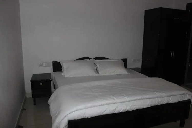 hotel lasani inn
