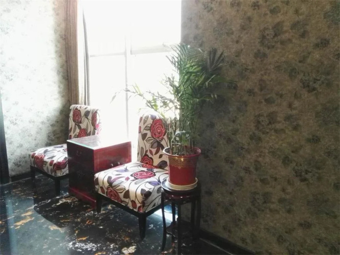 Danfeng Boutique