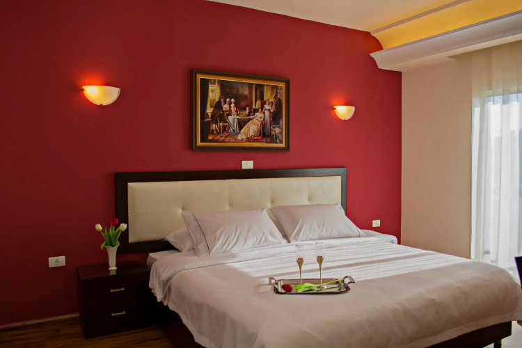 Al Murjan Palace Hotel