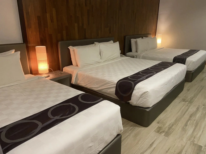 Frame Hotel