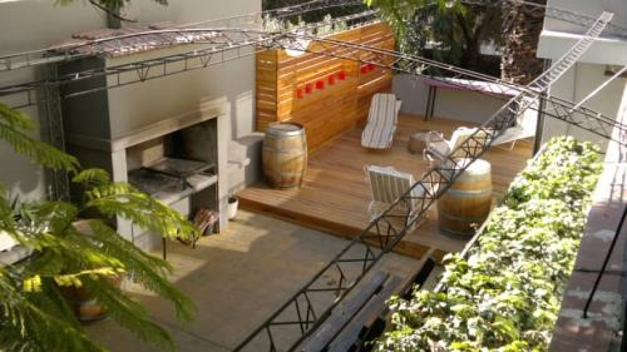 Bed For Wine Hostel