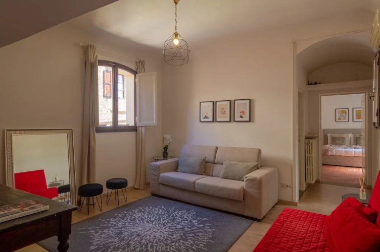 Borgo Albizi Cristina