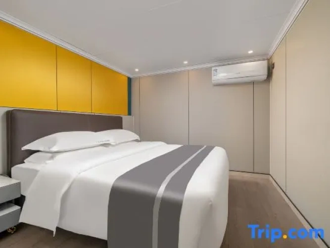 2 Bedrooms Premier Double Family Suite