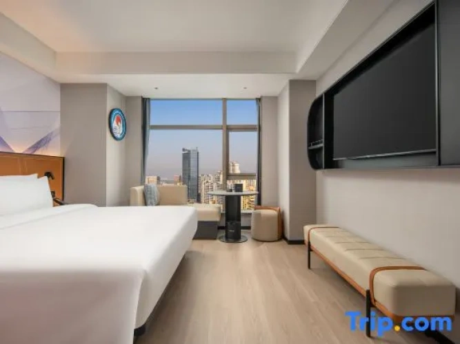 Standard Double room with city view