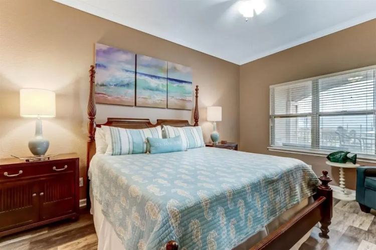 210 Ocean Park